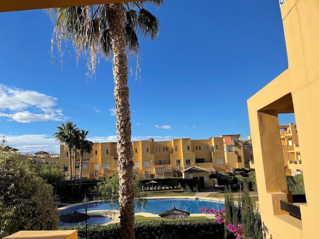 A Stunning 2 Bedroom Apartment 5 Min Walk To The Beautiful Beaches Of Vera Playa Playas de Vera Eksteriør billede